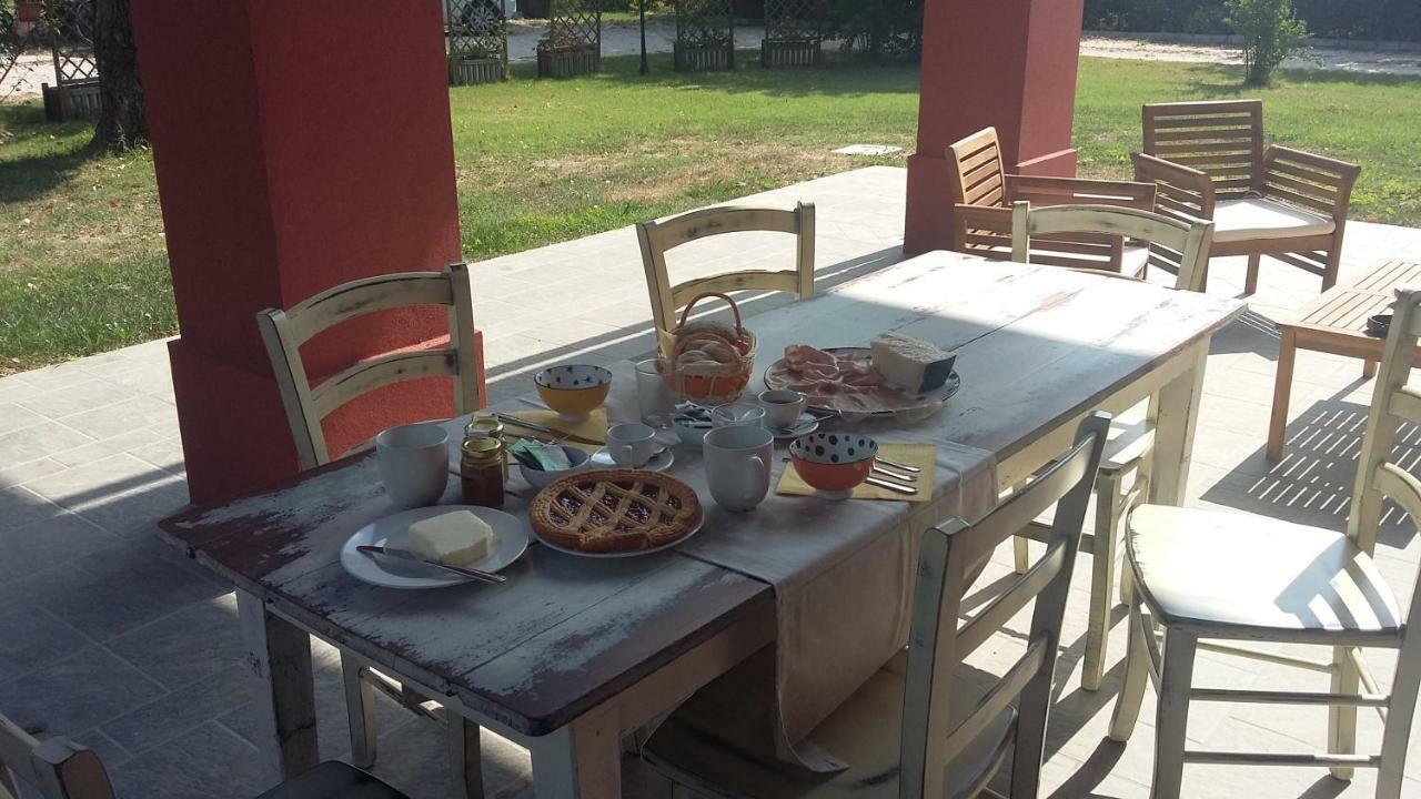 Santa Maria Di Lorgana Bed & Breakfast Minerbio Eksteriør bilde